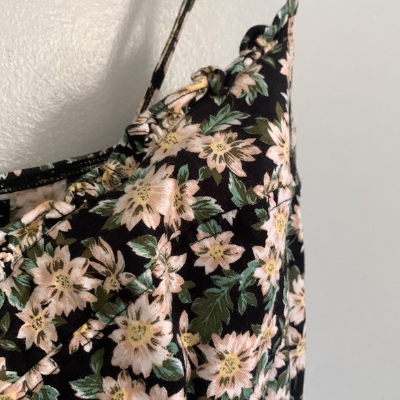 Fun Floral Print Flirty Step-in Bodysuit Ruffle Trim Neck and Structured Cups - Picture 4 of 7